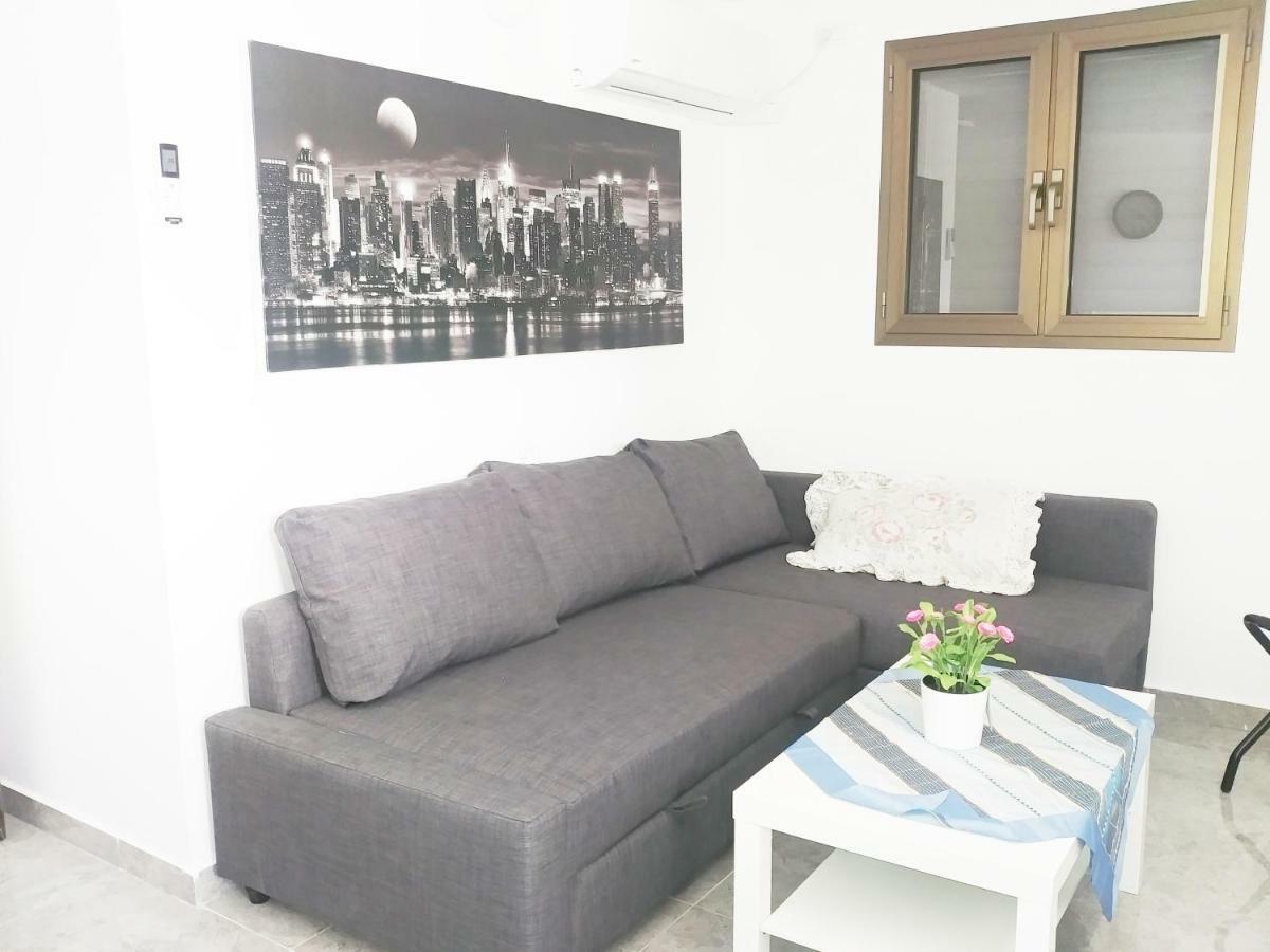 Carmela House Apartment Арад Екстериор снимка